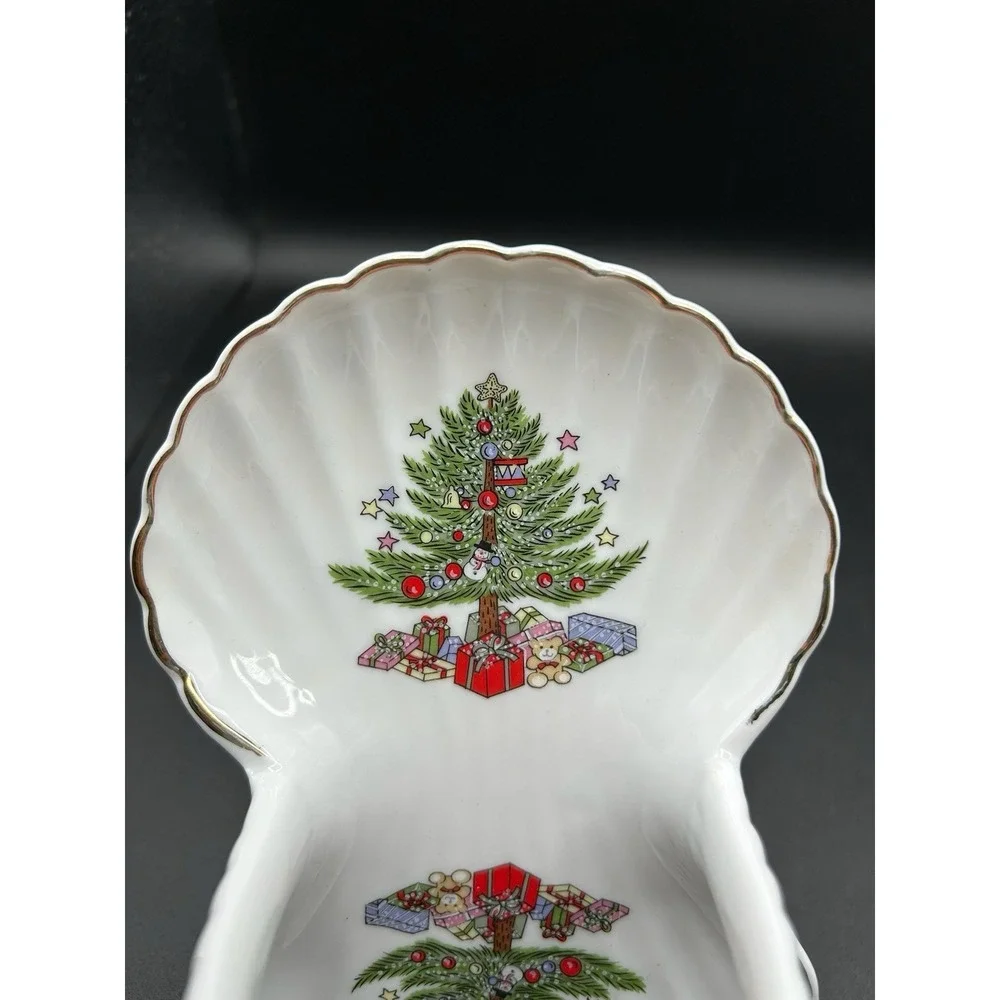 Double Sided Clamshell Handled Candy/Nut Dish Gold Trim Christmas Tree